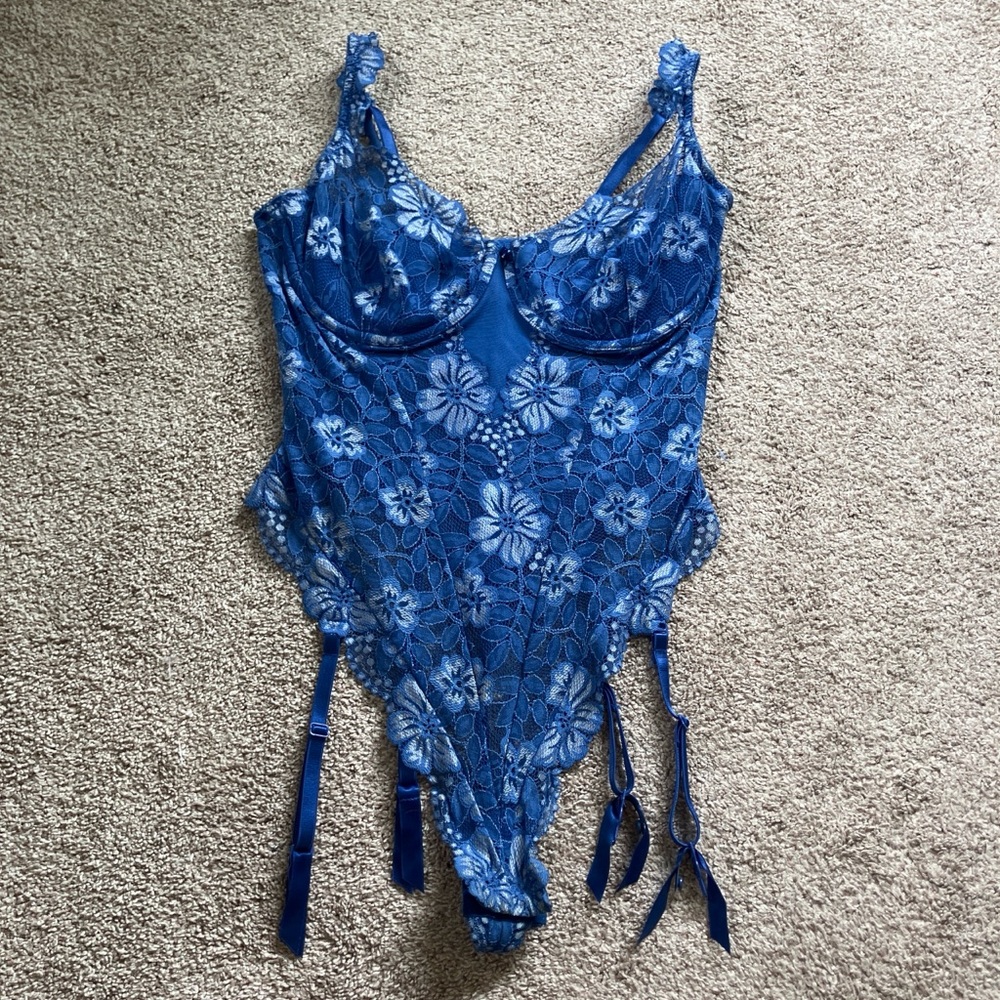 Stunning Vintage Victoria’s Secret Lingerie Bodysuit Size 36D Brand New Blue